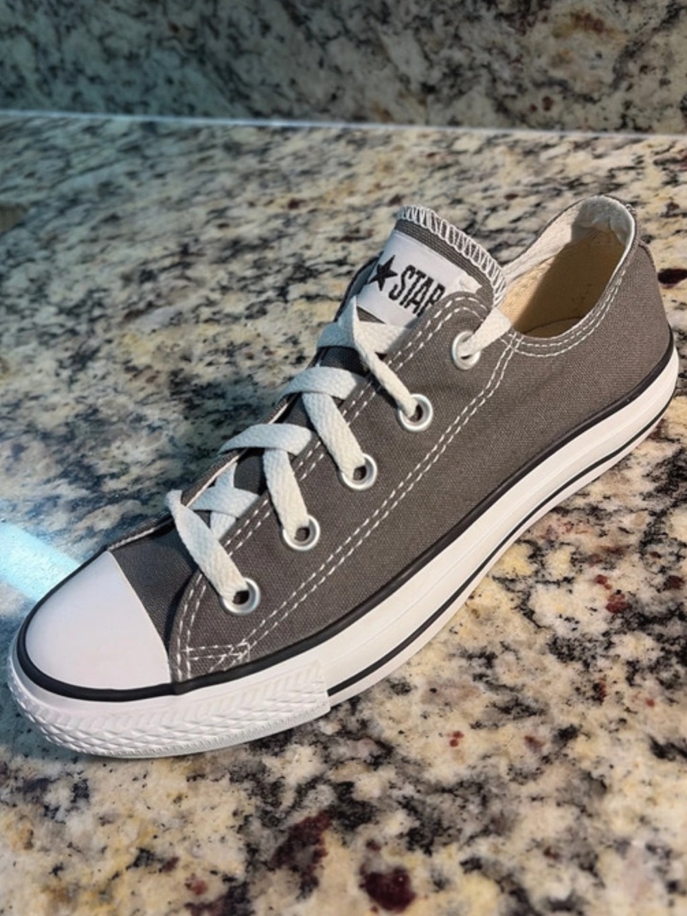 CONVERSE♦️ALL STAR SNEAKER - Picture 3 of 13